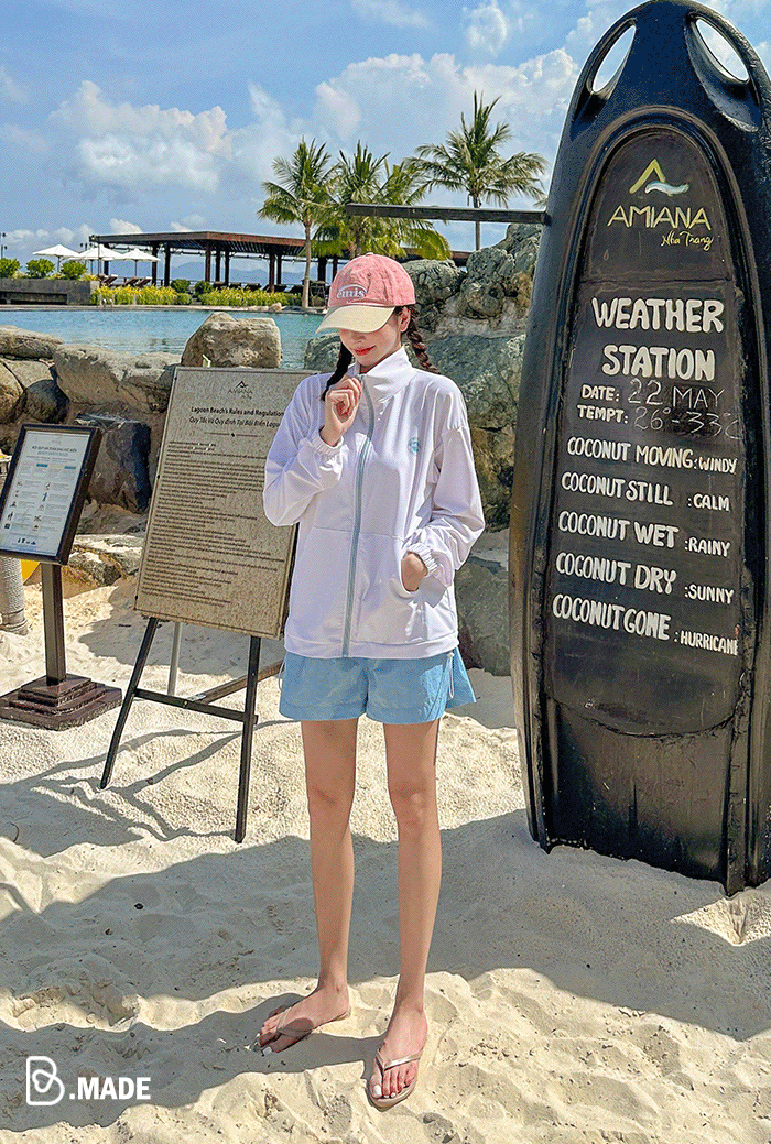 비키비키 여성 비키니 수영복
체형커버 모노키니 여성 수영복
플러스사이즈 비키니 수영복 비키비키
비치웨어 커버업 휴양지룩 비키비키