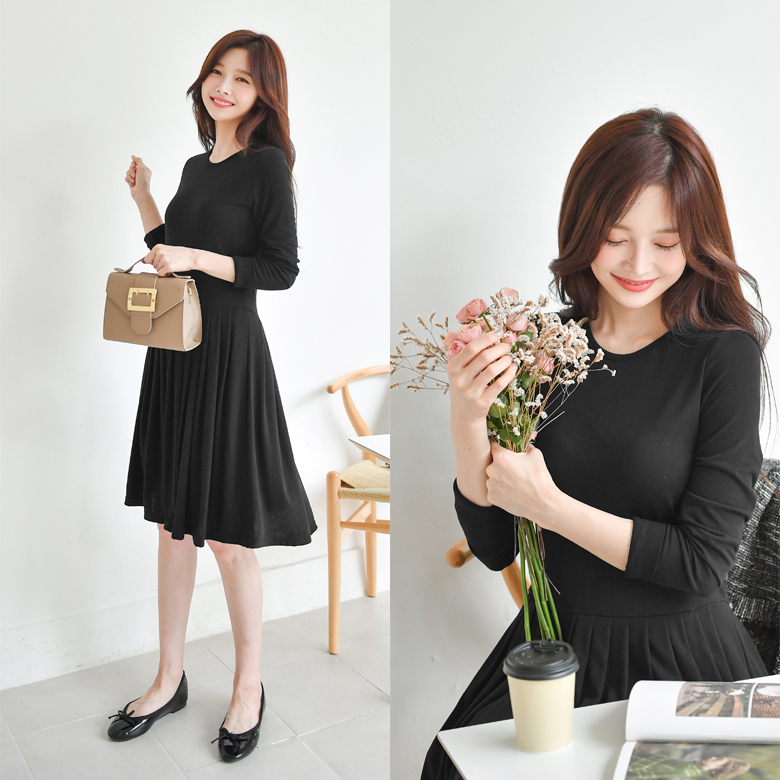 고지 플리츠 원피스